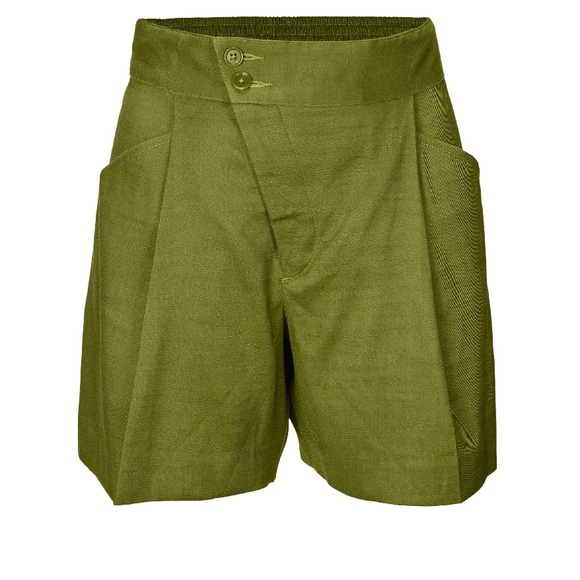 CAbi Shorts Cabi6398 Traipse Short Size 2 Nwot Cabi New Arrival Poshmark